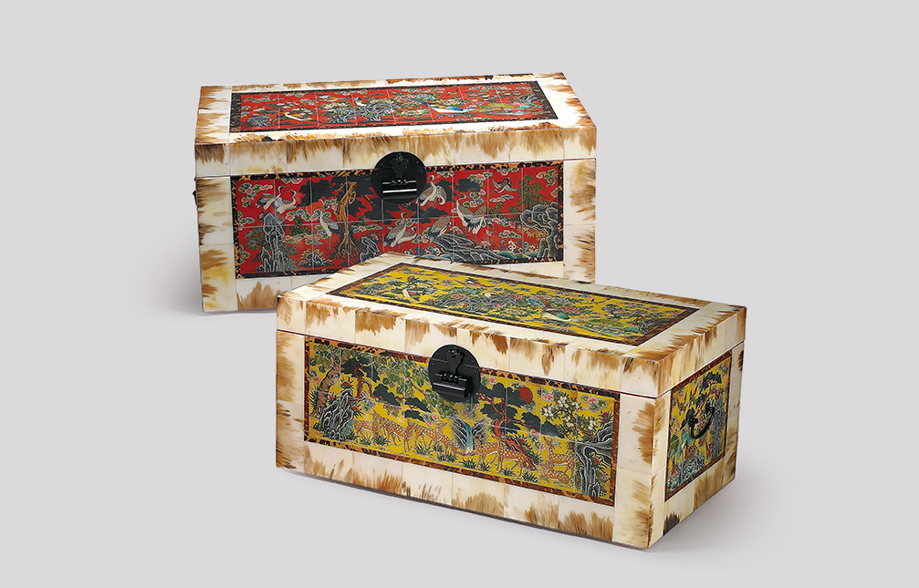 Korean Reverse Painted Accessory Box Hwagak Haem